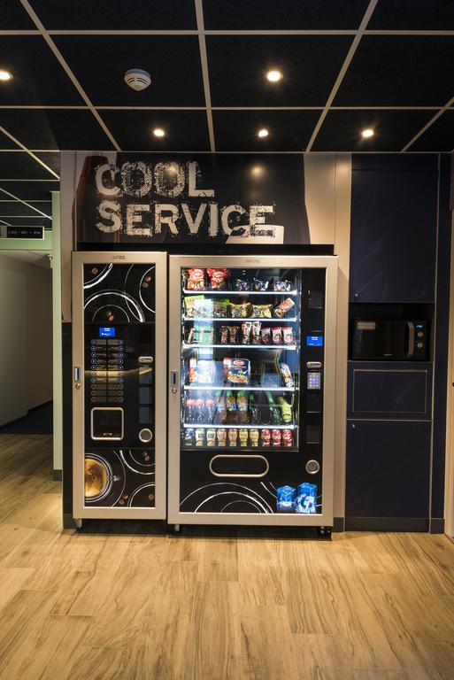 萨朗什宜必思经济酒店 萨莱切 外观 照片